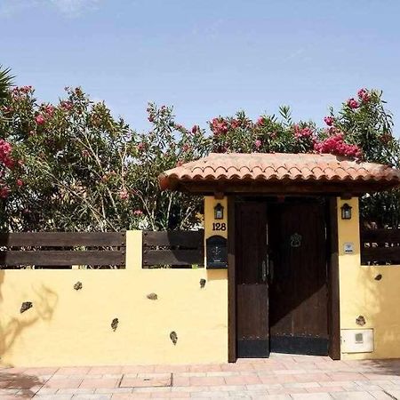 Aurora Mari Villa Your Dream Steps From The Ocean Shore Caleta De Fuste Exterior photo
