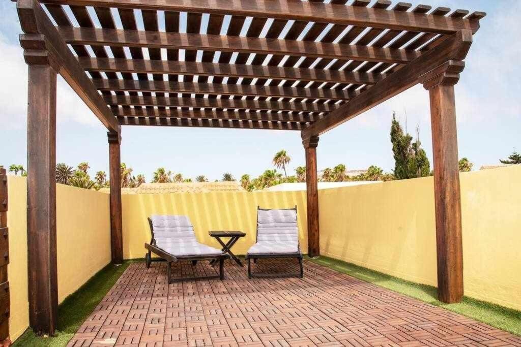 Aurora Mari Villa Your Dream Steps From The Ocean Shore Caleta De Fuste Exterior photo