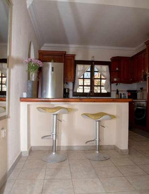 Aurora Mari Villa Your Dream Steps From The Ocean Shore Caleta De Fuste Exterior photo
