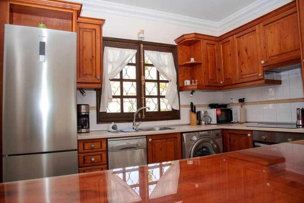 Aurora Mari Villa Your Dream Steps From The Ocean Shore Caleta De Fuste Exterior photo